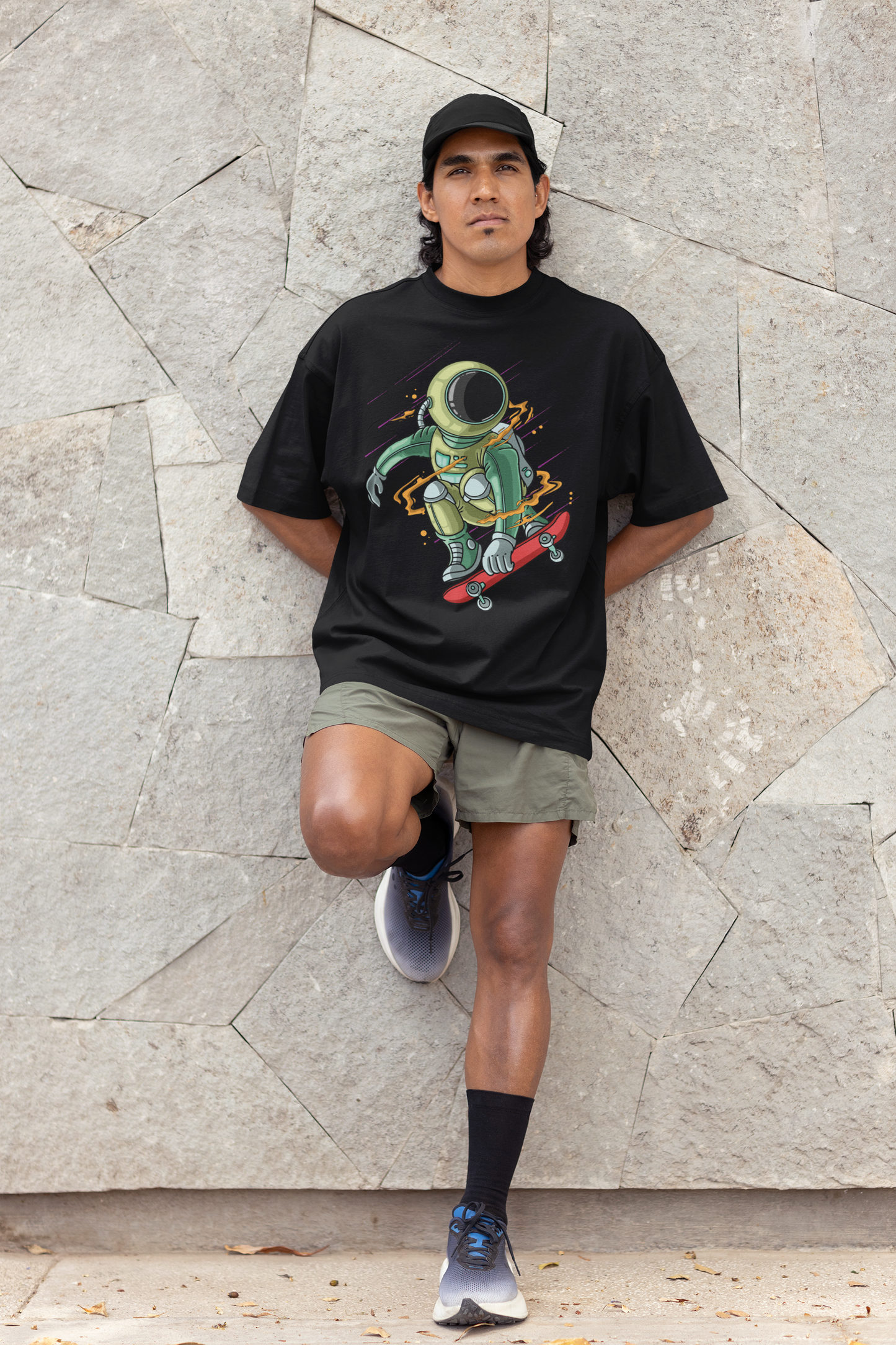 Alien on Skateboard Oversize T-shirt