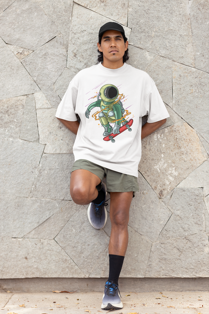 Alien on Skateboard Oversize T-shirt