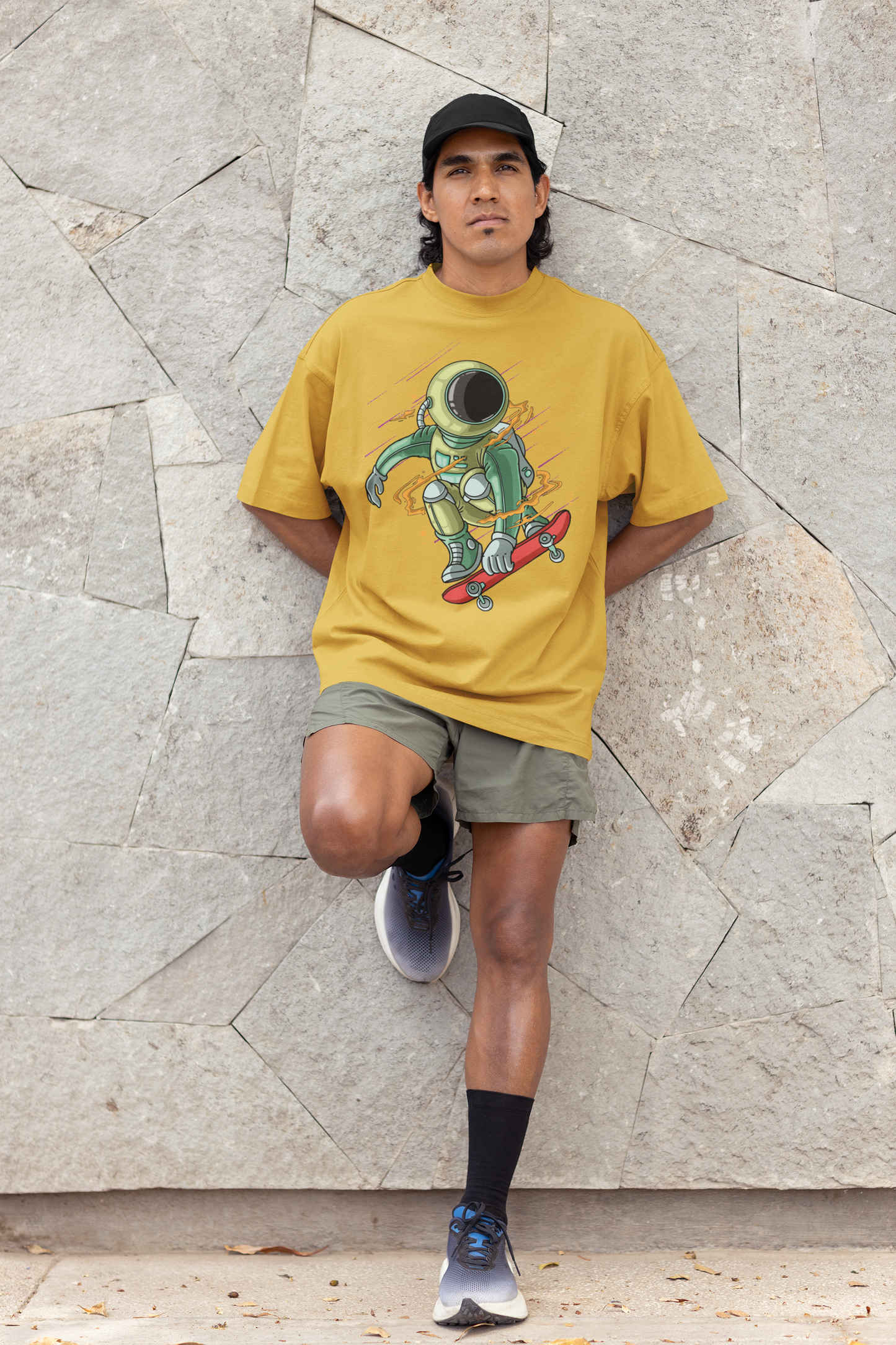 Alien on Skateboard Oversize T-shirt